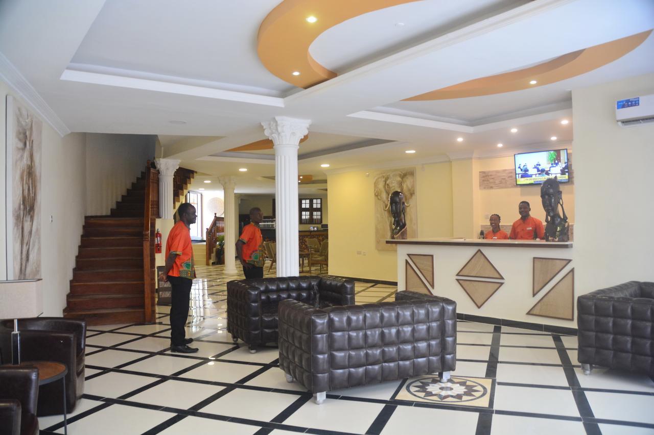Spice Palace 4*